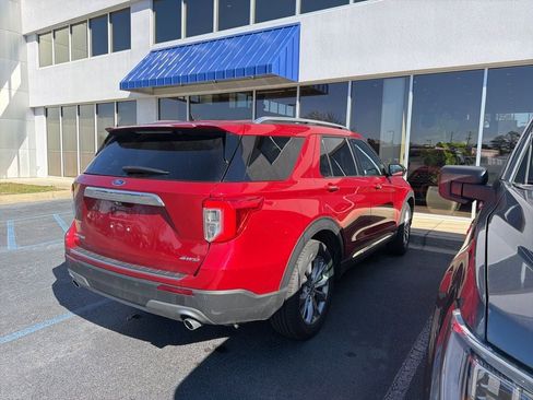 Used 2023 Ford Explorer Limited image 10