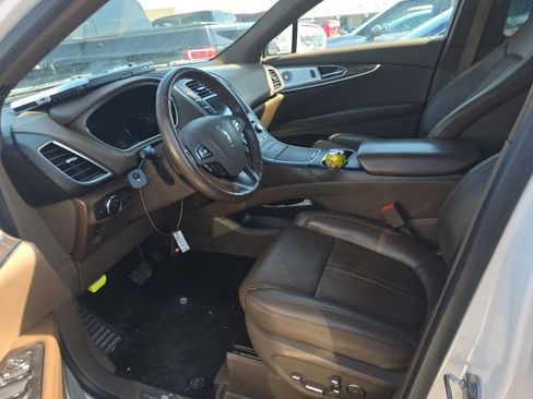 Used 2018 Lincoln MKX Reserve w/ Luxury Package image 23