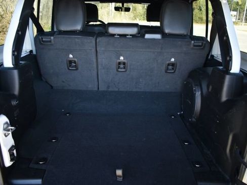 Used 2023 Jeep Wrangler Unlimited Sahara image 15