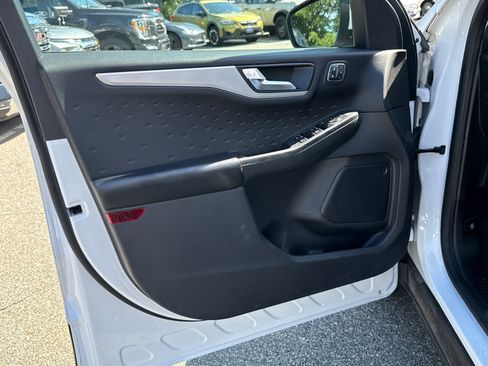 Used 2020 Ford Escape SEL AWD/4WD image 9