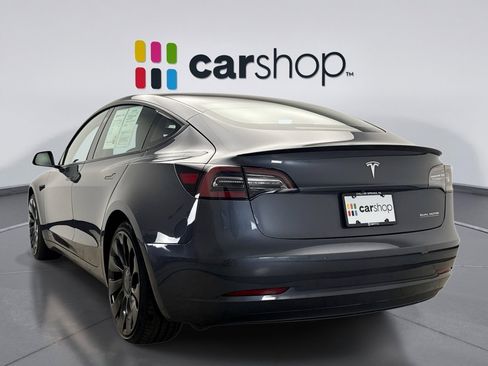 Used 2022 Tesla Model 3 Performance image 3