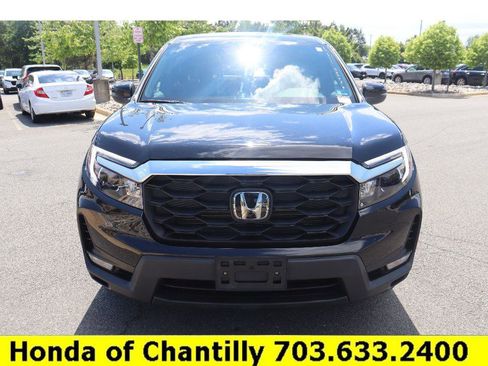 Used 2023 Honda Passport EX-L image 2