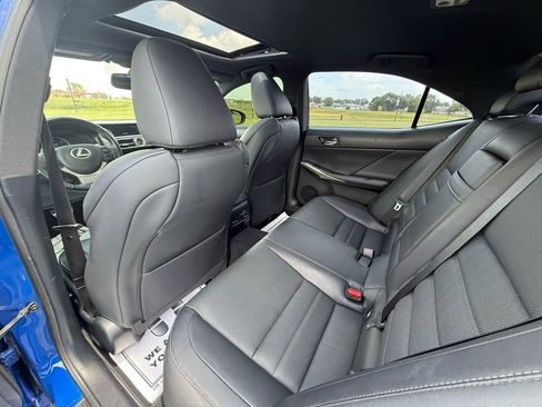 Used 2016 Lexus IS 350 w/ F Sport Package RWD image 9
