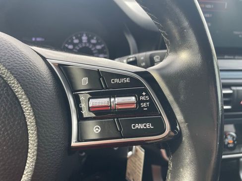 Used 2021 Kia Seltos S AWD/4WD image 28