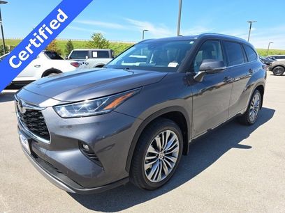 Used 2021 Toyota Highlander Platinum
