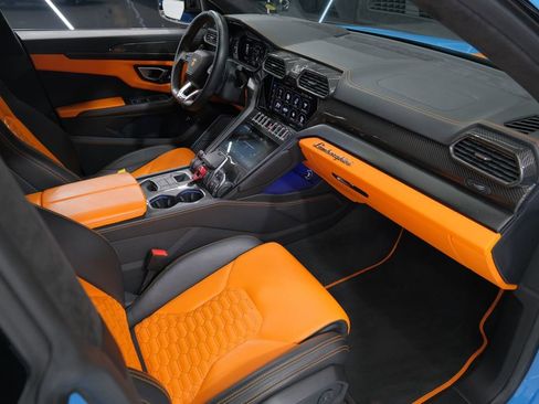 Used 2022 Lamborghini Urus image 42