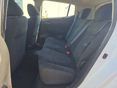 Used 2016 Nissan Leaf SV FWD image 13