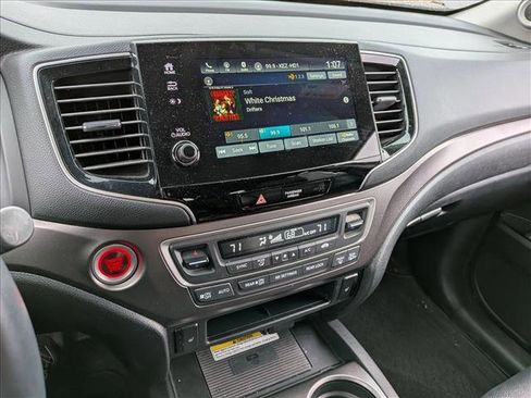 Used 2022 Honda Pilot Special Edition image 12