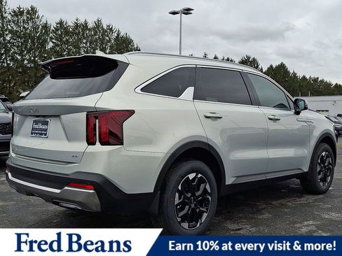 New 2026 Kia Sorento S AWD/4WD image 4