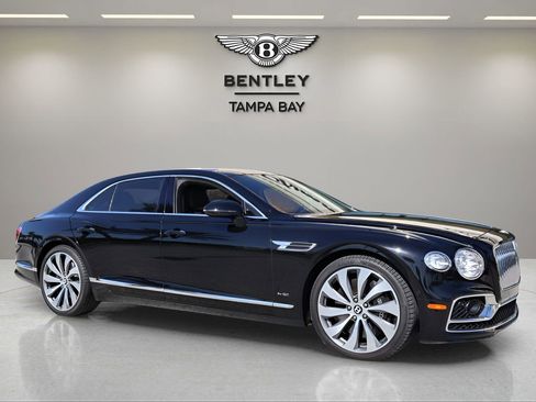Certified 2020 Bentley Flying Spur W12 image 11