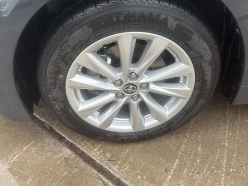 Used 2026 Toyota Corolla LE image 8