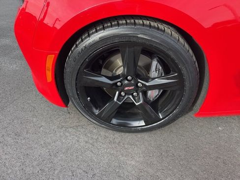 Used 2017 Chevrolet Camaro SS image 29