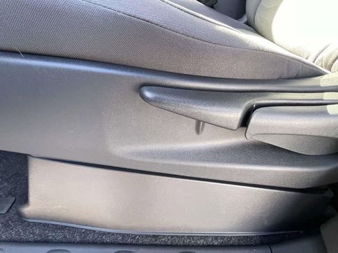 New 2026 Nissan Frontier S image 14