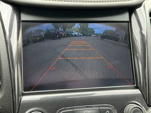 Used 2015 Chevrolet Impala LTZ FWD image 21