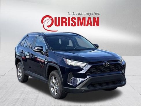 Used 2022 Toyota RAV4 XLE image 1