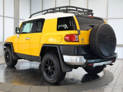 Used 2007 Toyota FJ Cruiser 4WD w/ Upgrade Pkg 2 image 6