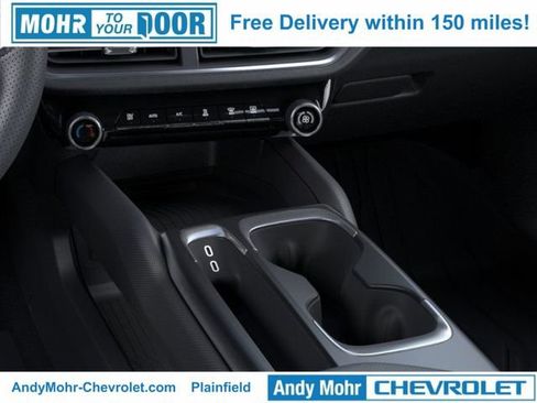 New 2026 Chevrolet Equinox EV LT image 23