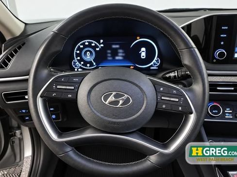 Used 2020 Hyundai Sonata SEL w/ Convenience + Sunroof Package FWD image 14