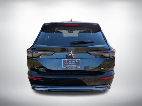 New 2026 Mitsubishi Outlander SE image 5