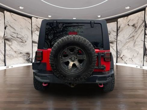 Used 2018 Jeep Wrangler Unlimited Rubicon AWD/4WD image 7