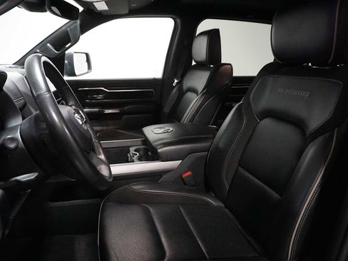 Used 2024 RAM 1500 Laramie image 14