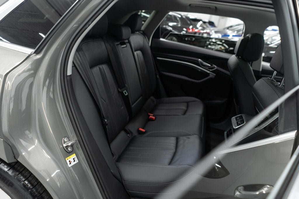 Used 2024 Audi Q8 e-tron Premium AWD/4WD image 13