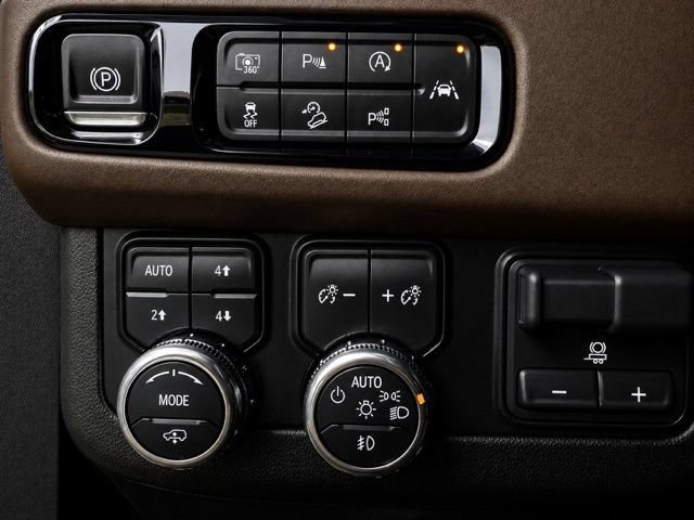 Used 2025 GMC Yukon XL Denali Ultimate AWD/4WD image 52