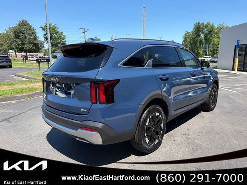 Used 2026 Kia Sorento S w/ S Panoramic Sunroof Package AWD/4WD image 8
