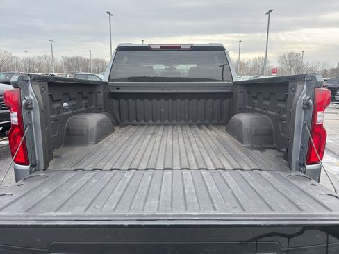 Used 2021 Chevrolet Silverado 1500 Custom w/ LPO, Dark Essentials Package image 8