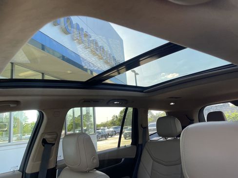 Used 2020 Cadillac XT6 Sport w/ Platinum Package AWD/4WD image 29