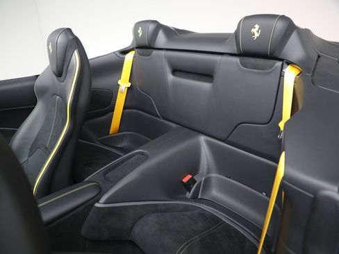 Certified 2025 Ferrari Roma Spider image 23