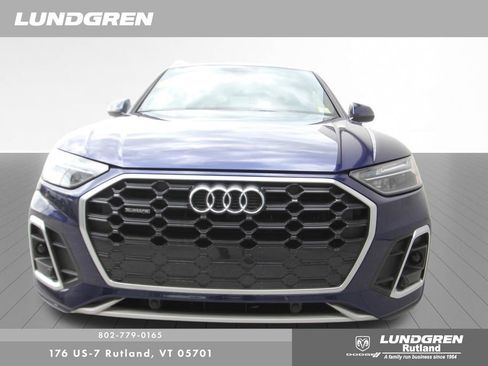 Used 2023 Audi Q5 2.0T Premium w/ Convenience Package AWD/4WD image 11