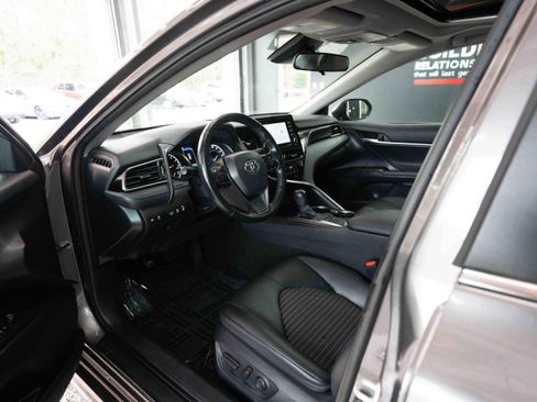 Used 2024 Toyota Camry SE w/ Cold Weather Package image 8