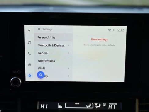 Used 2025 Toyota Sienna LE image 30