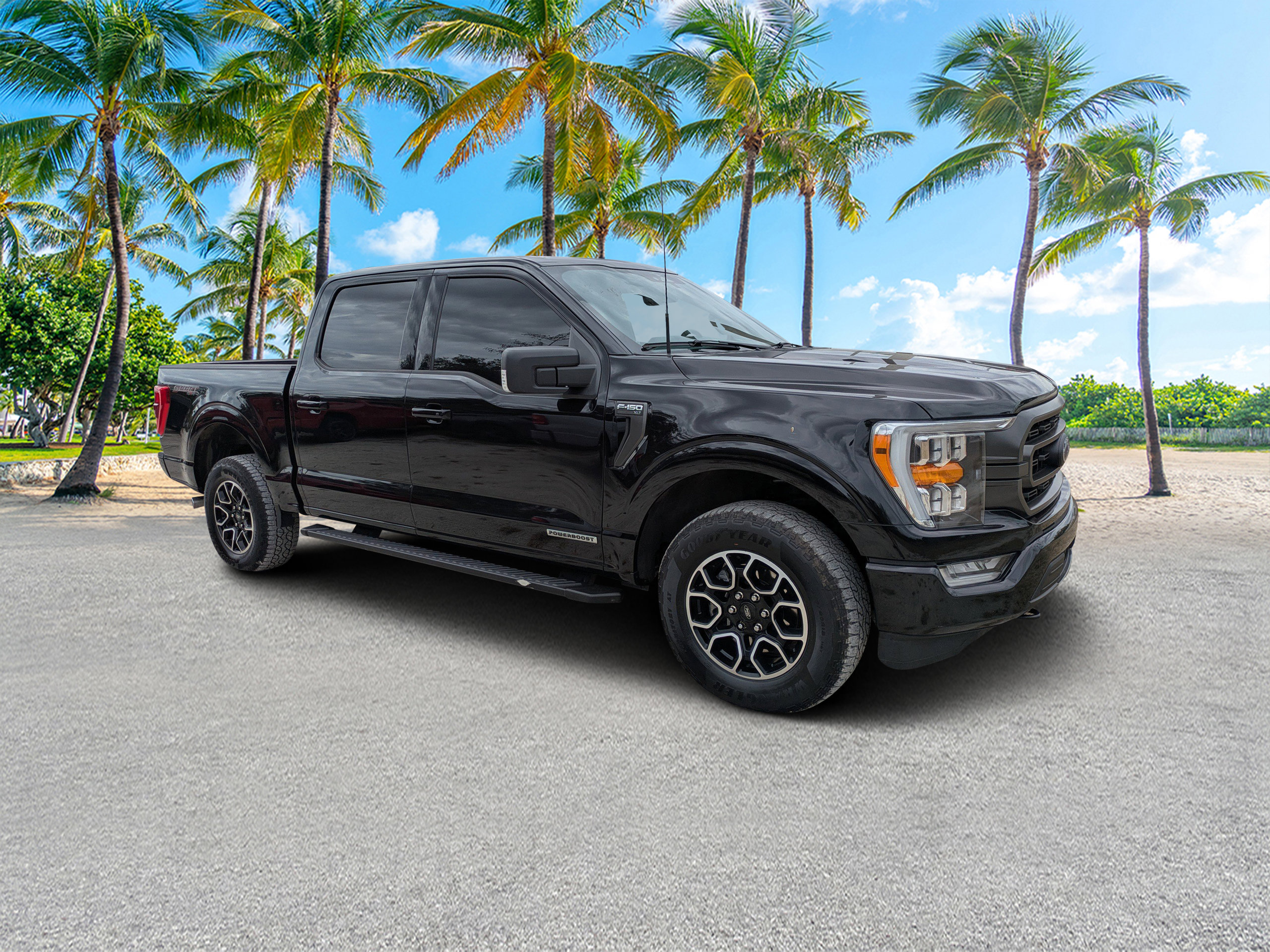 Used 2023 Ford F150 XLT w/ Equipment Group 302A High AWD/4WD image 3