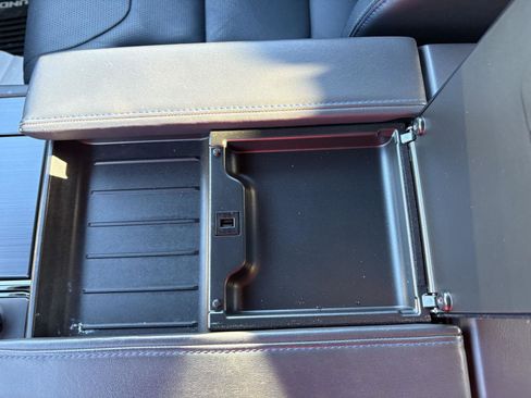 Used 2023 Toyota Tundra Platinum w/ Advanced Package image 15