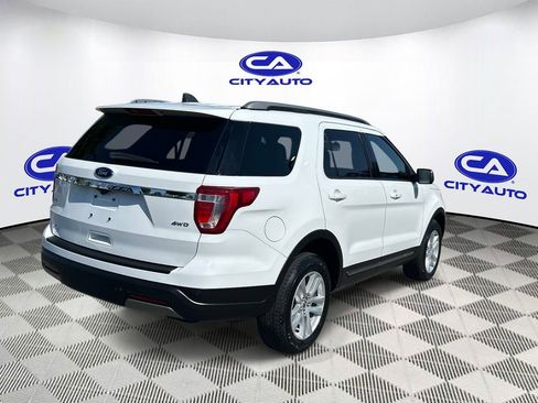 Used 2019 Ford Explorer XLT w/ Class III Trailer Tow Package AWD/4WD image 3