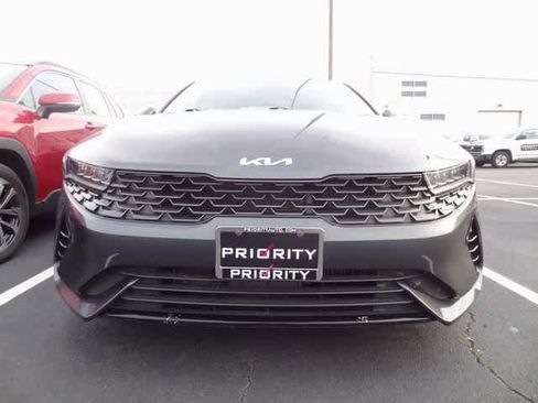 Used 2023 Kia K5 LXS image 5