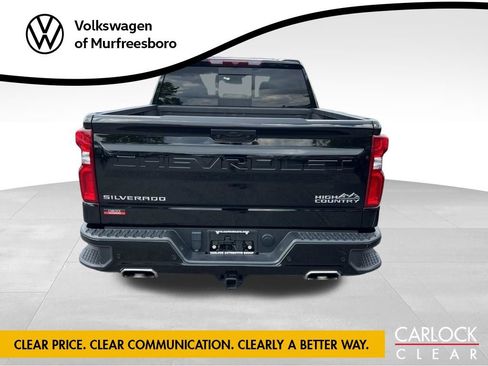 Used 2025 Chevrolet Silverado 1500 High Country w/ Z71 Off-Road Package AWD/4WD image 7