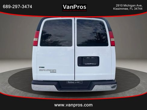 Used 2011 GMC Savana 3500 image 4