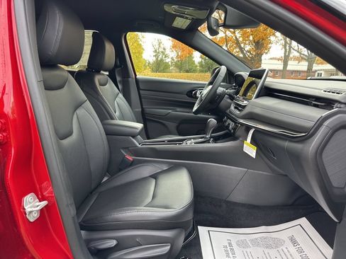 New 2026 Jeep Compass Limited AWD/4WD image 30