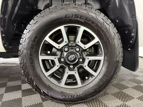 Used 2014 Toyota Tundra SR5 w/ TRD Off Road Package AWD/4WD image 49