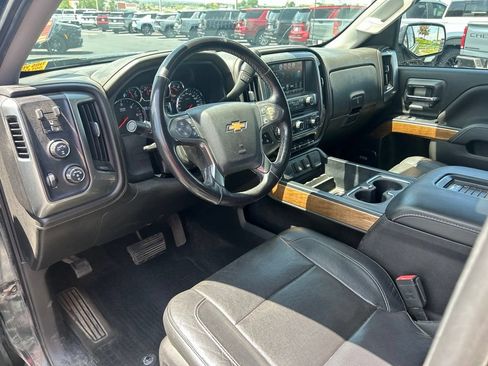 Used 2018 Chevrolet Silverado 1500 LTZ w/ Sport Package AWD/4WD image 17
