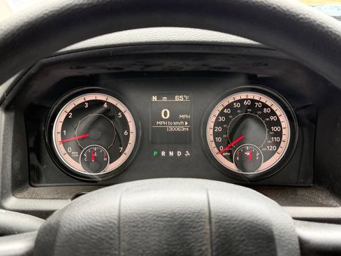 Used 2017 RAM 1500 Express w/ Express Value Package AWD/4WD image 11