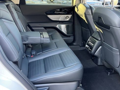 New 2026 Lincoln Nautilus Reserve image 11