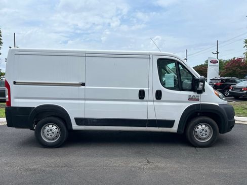 Used 2021 RAM ProMaster 2500 FWD image 2