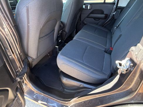 Used 2025 Jeep Wrangler Sahara 4xe w/ Safety Group image 23