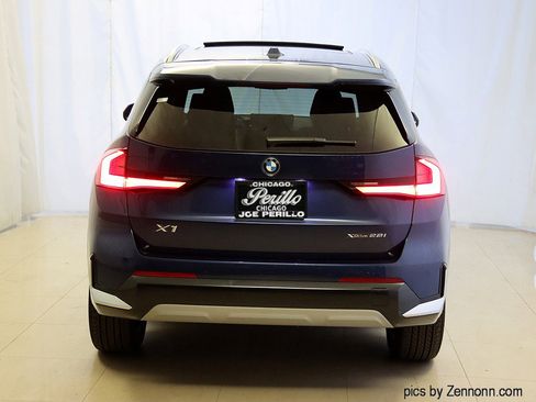 Used 2025 BMW X1 xDrive28i w/ Premium Package image 7