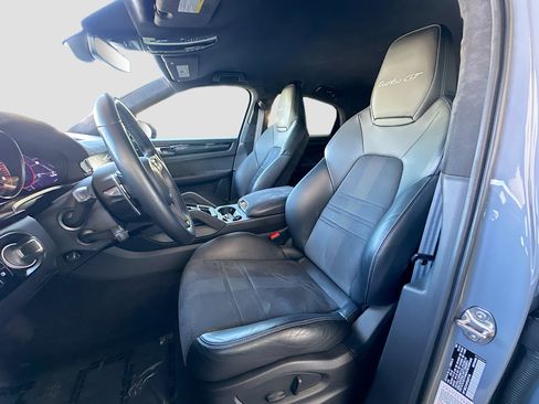 Used 2023 Porsche Cayenne Turbo GT image 22