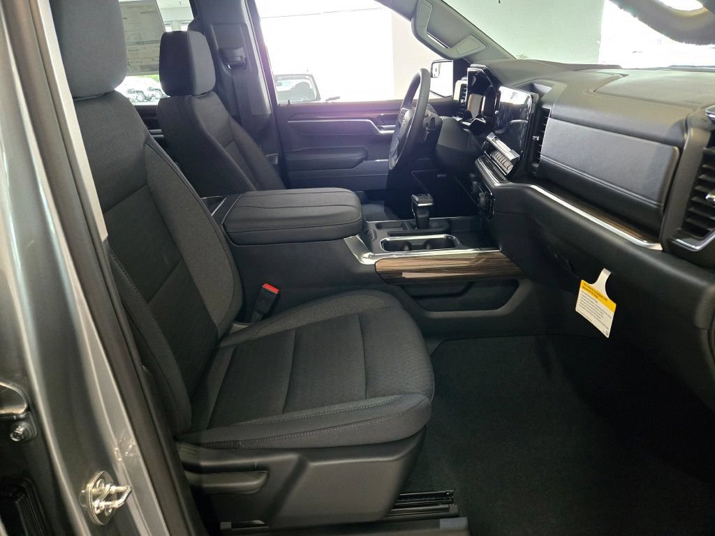 New 2026 Chevrolet Silverado 1500 RST AWD/4WD image 6